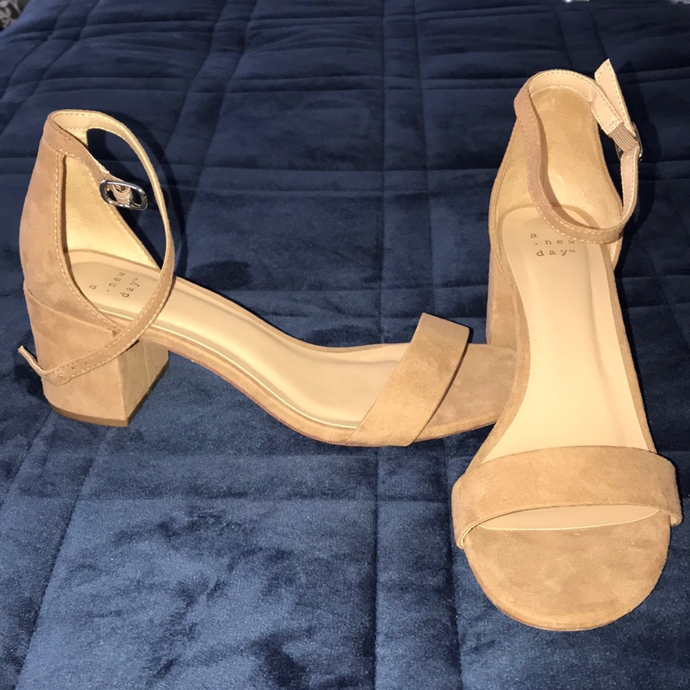 Chunky heels